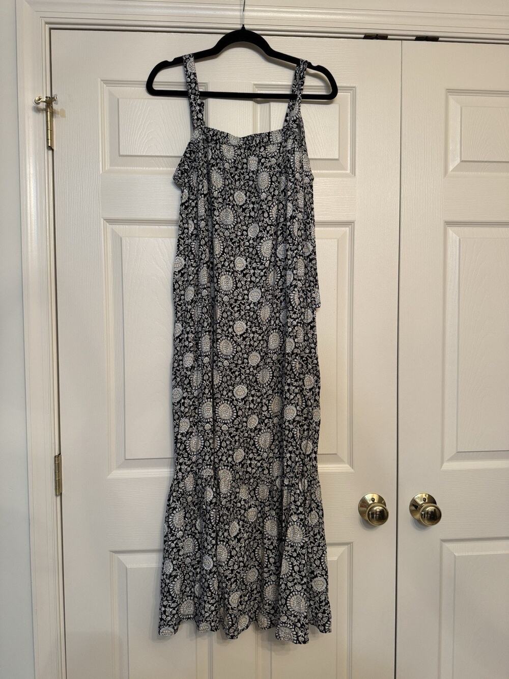 Old Navy NWT Sleeveless Tie-Back Cutout Maxi Swing Dress Black Floral Size Large